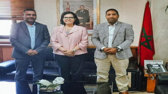 أدريوش تستقبل ممثلي التعاونيات البحرية ببوجدور وتؤكد دعم الوزارة للتعاونيات البحرية