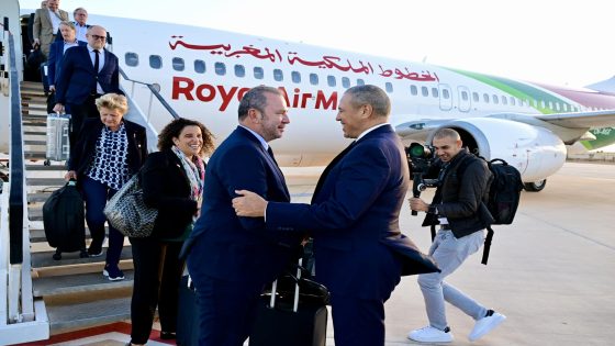 فرنسا توسع خدماتها القنصلية لتشمل العيون