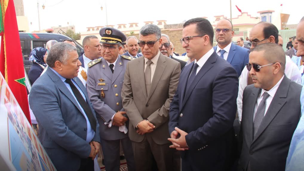 عامل إقليم السمارة يُعزز المسار التنموي والاجتماعي بالإقليم بافتتاح مركز اجتماعي يحمل اسم الراحل الكولونيل ماجور “يوسف أولاد علا”