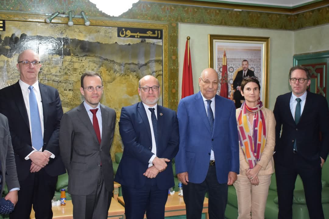 رئيس جماعة العيون يستقبل المدير العام لمجموعة الوكالة الفرنسية للتنمية