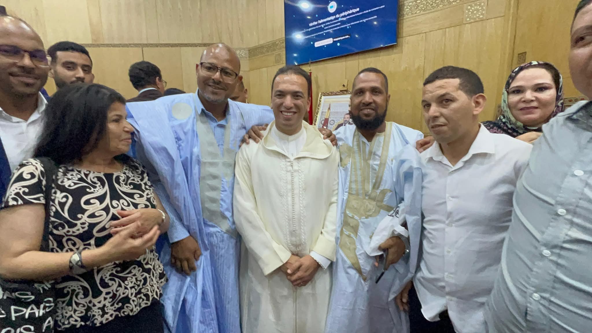 صناعة العيون التقليدية تتألق وطنياً وتحظى بإشادة كاتب الدولة لحسن السعد