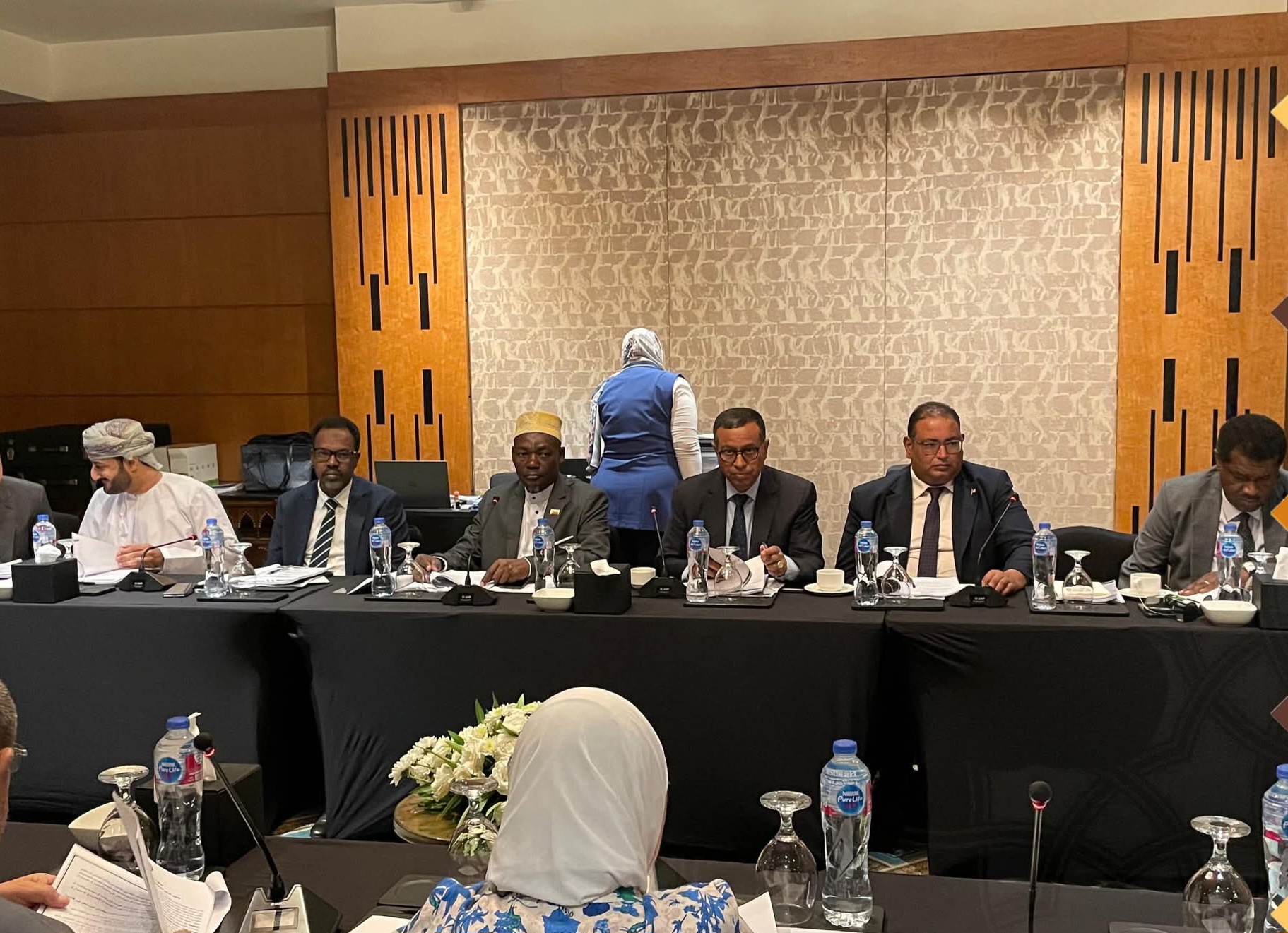 النائب البرلماني محمد عياش يشارك بفعالية في لجنة الشؤون التشريعية والقانونية والإنسانية بالبرلمان العربي