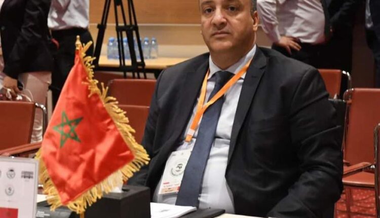 المستشار البرلماني أحمدو أندبدا الشيخ أول من طالب بإحداث مطار ببوجدور خلال ولاية الوزير محمد عبد الجليل