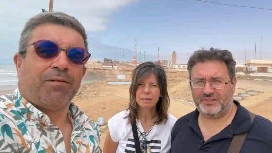 سلطات العيون تُبعد صحفيين إسبانيين وناشطا جمعويًا حاولوا دخول المدينة