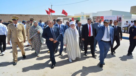 عامل إقليم طرفاية يبصم على سلسلة مشاريع تنموية بمناسبة الذكرى 26 لعيد العرش المجيد