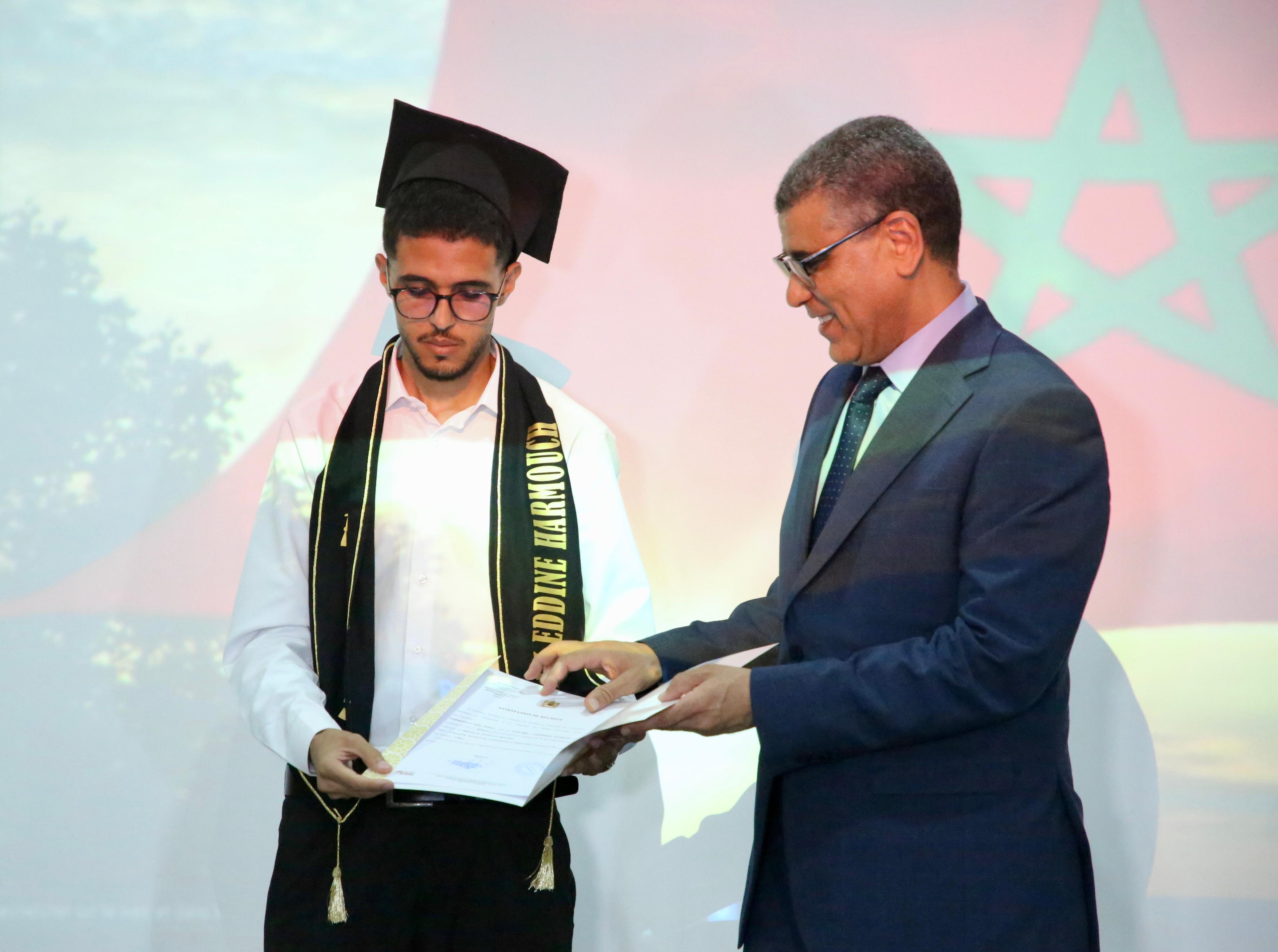 السمارة تُخرّج دفعة جديدة من كفاءات التعمير والهندسة لخدمة مغرب التنمية