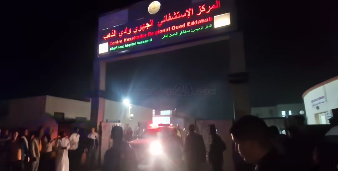 النيران تلتهم جزء كبير من مستشفى الحسن الثاني بالداخلة