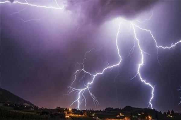 تحذيرات عاجلة من أمطار غزيرة متوقعة الليلة بضواحي السمارة