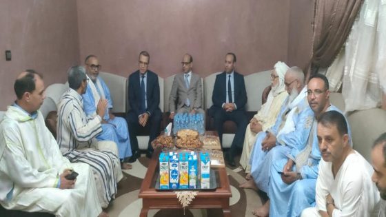 عامل إقليم طانطان يقدم واجب العزاء في وفاة أحمد فاضل السامي الصلح