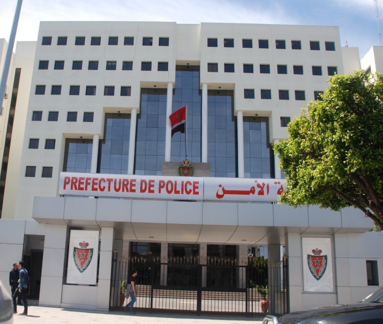 توقيف متورط في محاولة سرقة وكالة لتحويل الأموال بالدار البيضاء