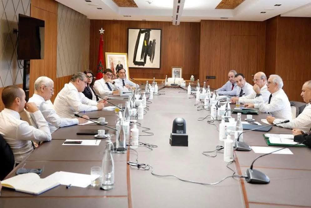 الحكومة تستجيب لمطالب المحتجين وتجدد التزامها بمواصلة الإصلاحات الكبرى