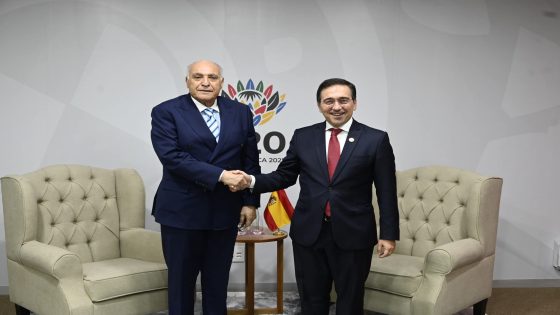 تجاهل ملف الصحراء في لقاء وزير خارجية اسبانيا بوزير خارجية الجزائر بجنوب إفريقيا