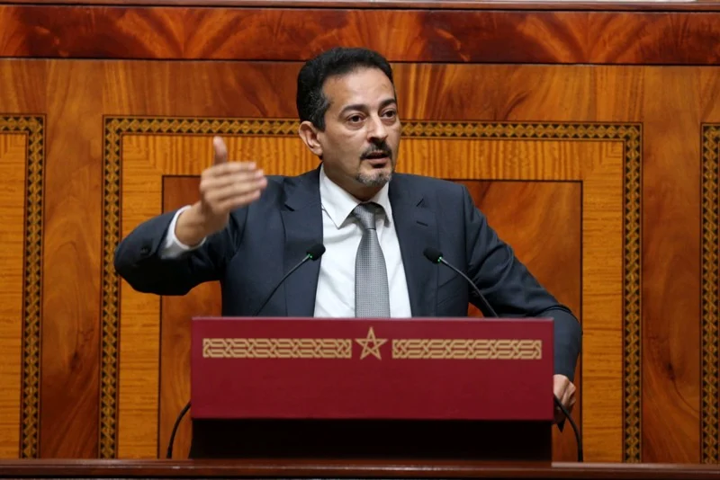 هشام المهاجري ينجح في إقناع وزير الداخلية بتعديل شرط الترشح للشباب ضمن اللوائح المستقلة